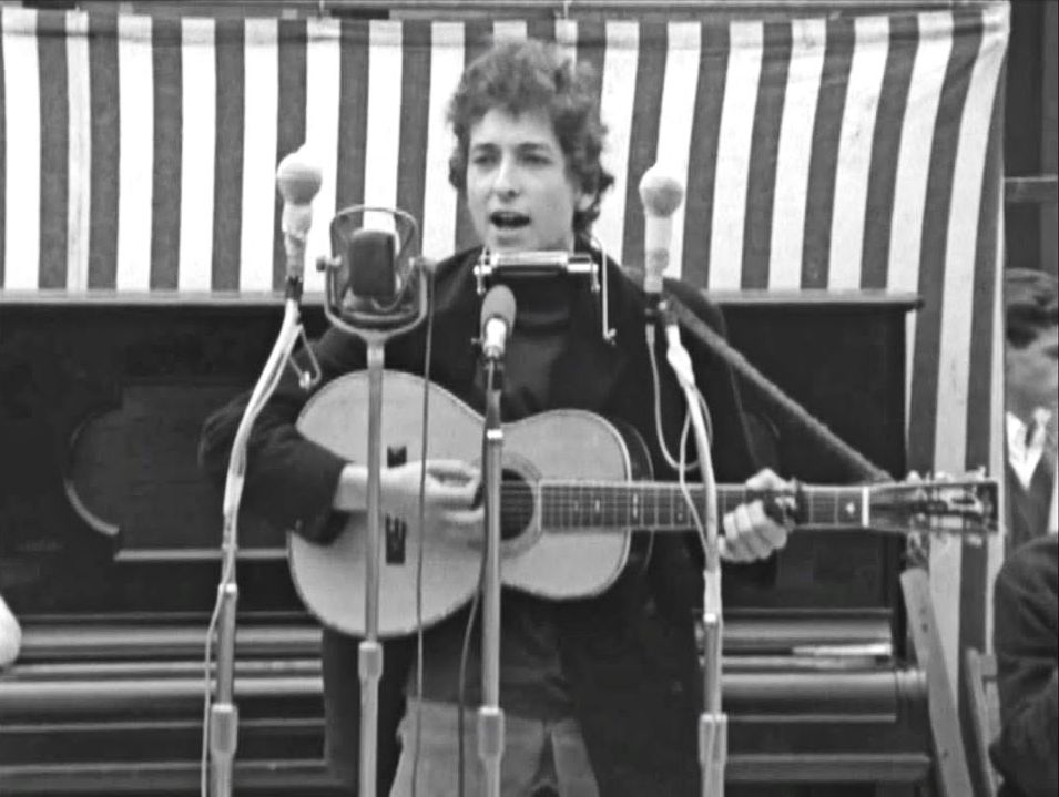 newport festival 1964 dylan on stage